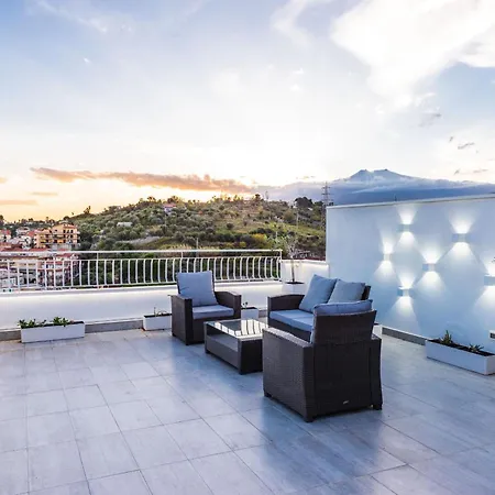 Azzurra Seaview House With Terrace By Wonderful Italy * Giardini Naxos
